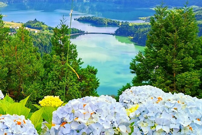 Azores: Shore Excursion Sete Cidades - Blue & Green Twin Crater Lakes - Booking and Logistics