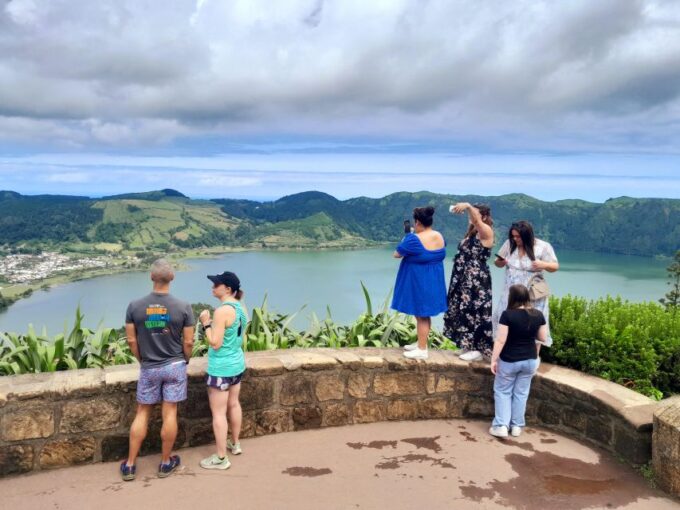 Azores: Shore Tour, Sete Cidades With Small Wine & Cheese - Customer Feedback