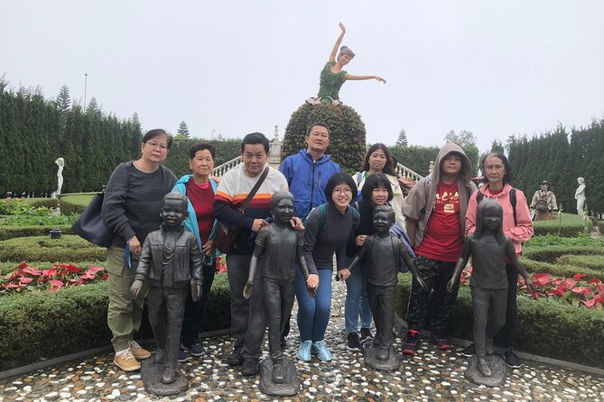 Ba Na Hills and Golden Bridge Full Day Tour Small Group - Tour Overview