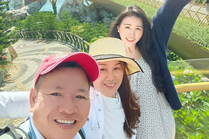 Ba Na Hills and Golden Bridge Small Group Full Day Tour - Location and Rating