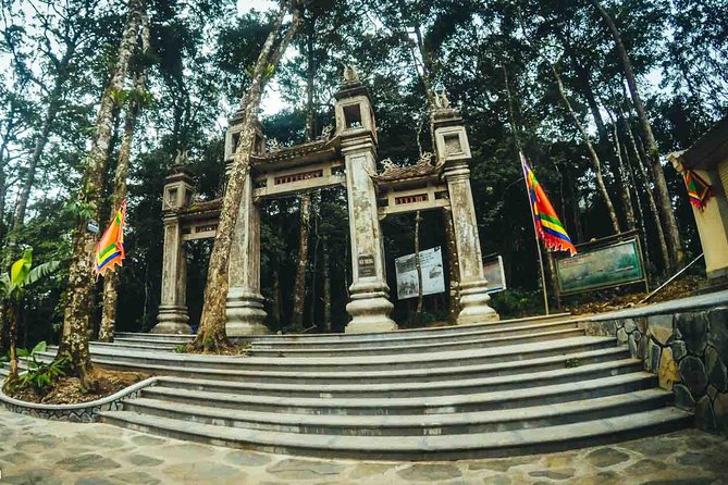 Ba Vi National Park Private Tour: Sightseeings & Jungle Hikking - Ngoc Hoa Cave Exploration