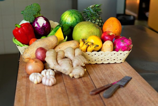 Baan Hongnual Cookery Session and Market Visit With Lunch - Facilities and Amenities