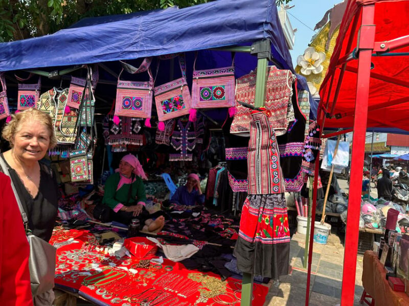 Bac Ha Sun Day Market Group Tour - Market Itinerary