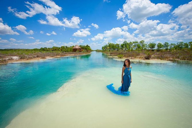 Bacalar - Cenote Azul: Subterranean Gem