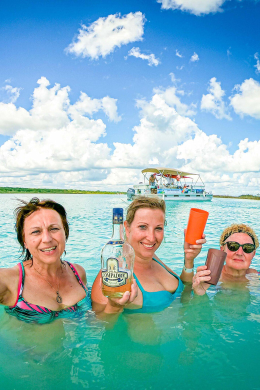 Bacalar Lagoon Boat Tour From Costa Maya - Experience Highlights