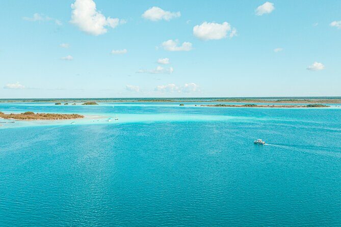 Bacalar Lagoon Private Catamaran Lunch and Drinks from Costa Maya - FAQ
