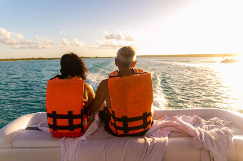 Bacalar: Private Boat Tour - Pirate Canal, Cenotes & Islands - Safety Briefing