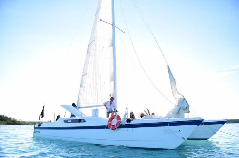 Bacalar Private Catamaran Lunch and Drinks From Costa Maya - Key Points