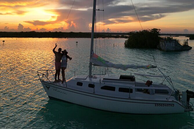 Bacalar Private Sailing Tour Open Bar with Pick Up - FAQ