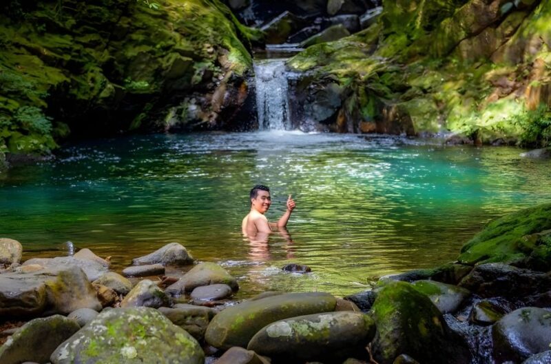 Bach Ma Mountain: Full Day Trekking From Hue (Group Tour) - Admiring Do Quyen Waterfall
