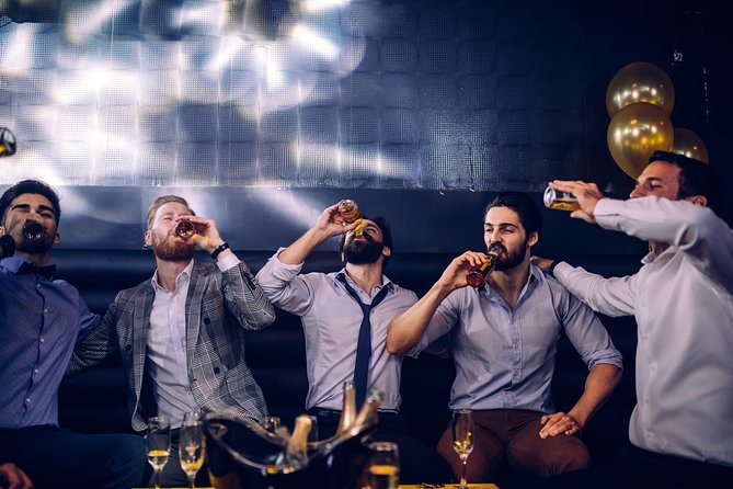 Bachelor Party Club Crawl - Tour Duration and End Point