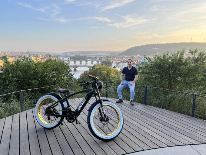 Bachelorette/Bachelor Party - City Sightseeing E-Bike Tour - Pricing and Duration