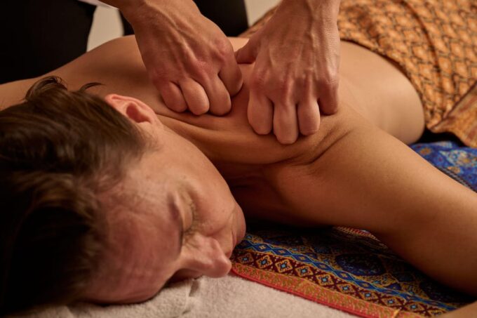 Back and Shoulder Massage - Massage Benefits and Techniques