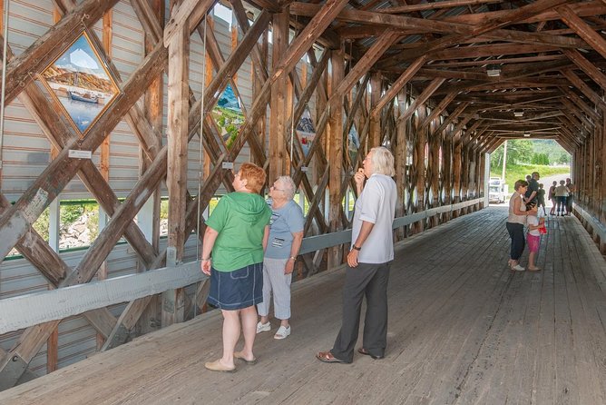 BACK COUNTRY OF THE FJORD AND THE NATIONAL PARK - Saguenay Guided Tours - Important Traveler Information