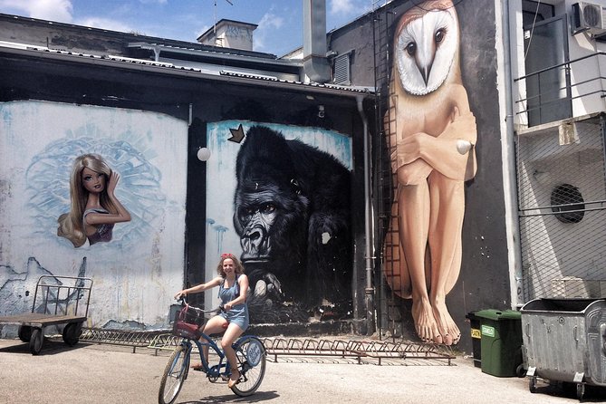 Back to Socialism Bike Tour - Infant Seats and Age Requirements