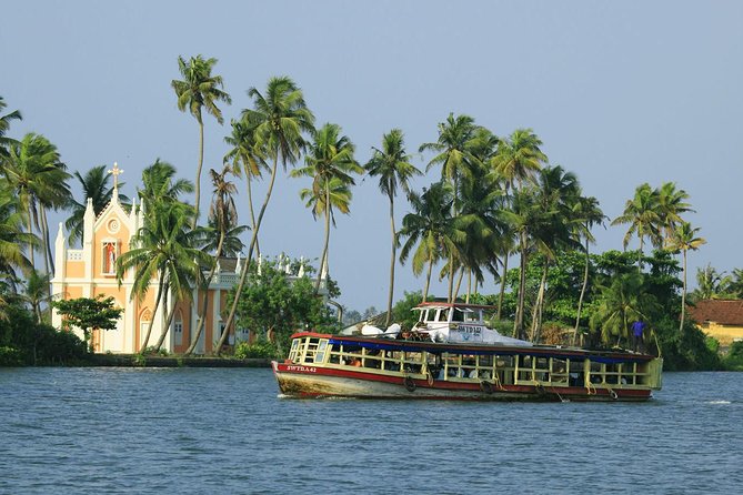 Backwaters of Kerala With Exotic Beaches - Backwater Boat Cruise in Alleppey