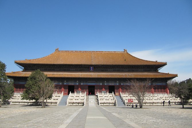 Badaling Great Wall Coach Tour From Beijing - Exploring the Iconic Landmark