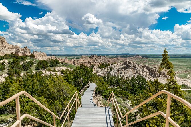 Badlands and Mount Rushmore Self-Guided Audio Tour Bundle - Tour Experience and Navigation