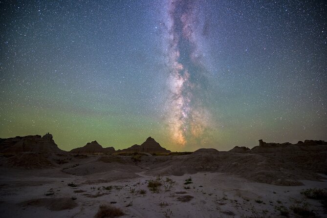 Badlands Sunset, Stars and Silhouettes Tour - Viewing the Badlands at Sunset