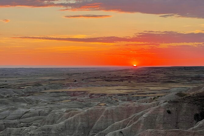 Badlands Sunset, Stars and Silhouettes Tour - Exploring the Night Sky