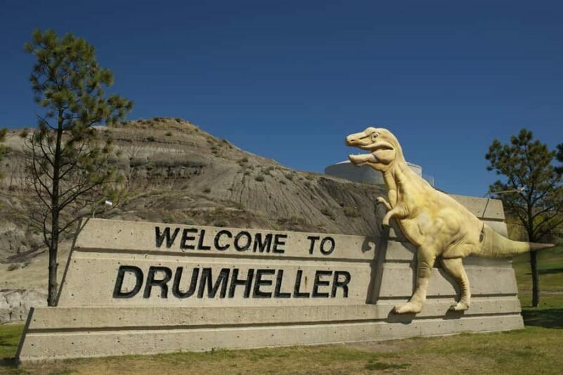Badlands Tour: Drumheller with Museum, Hoodoos & Dinosaurs - An Introduction to the Drumheller Experience