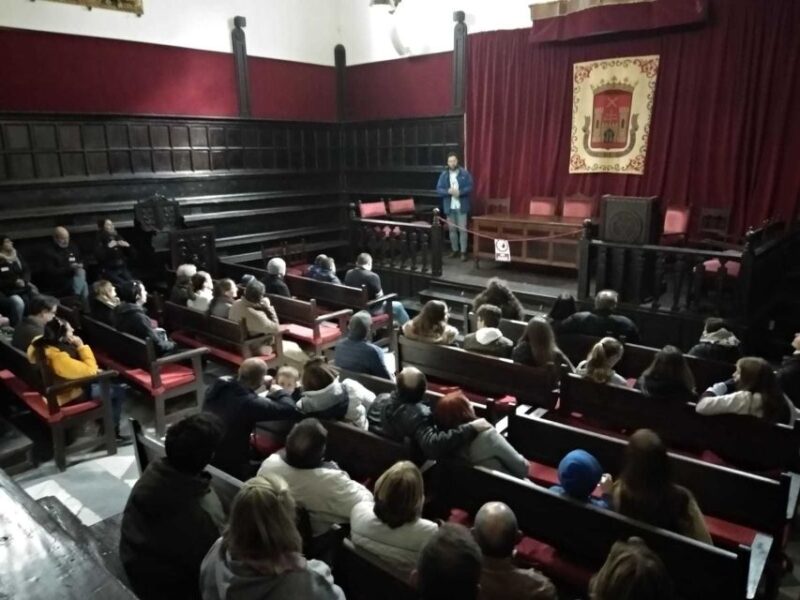 Baeza: 2.5-Hour Guided City Tour in English/French - Booking Information