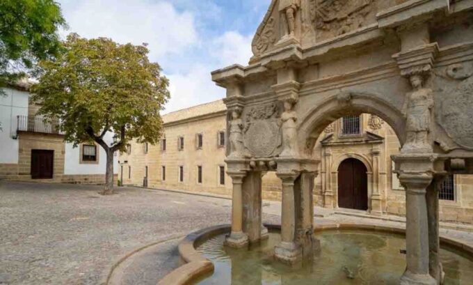 Baeza: Guided City Tour History - Accessibility and Mobility Considerations