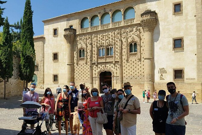 Baeza Monumental - Guided Tour With Interiors - Audio and Communication Tools