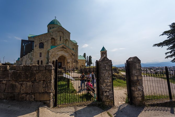 Bagrati, GELATI & MOTSAMETA Group Tour From Kutaisi - Guiding Service