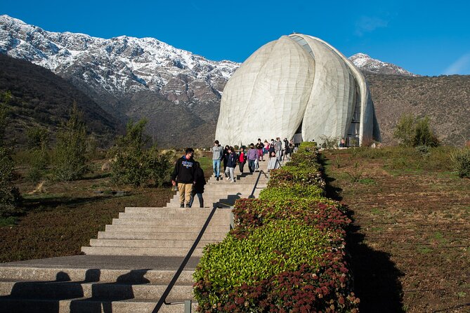 Bahá'Í Temple, Main Winery and Lapislazuli With Private Transport - Concha Y Toro Winery Tour