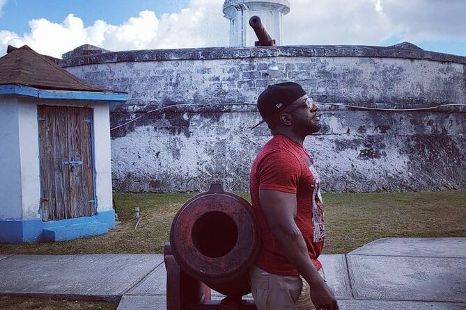 Bahamas Instagram Photo Tour & Chocolate Factory Tour - 2.5 Hours - Customer Experience