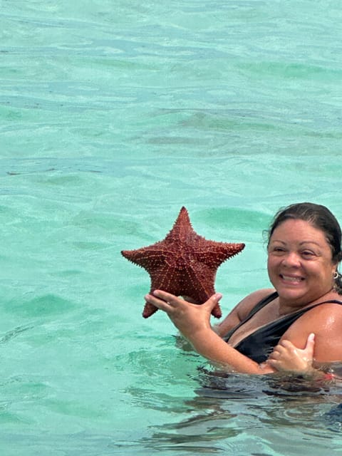 Bahamas: Swimming Pigs & Snorkeling Cruise With Lunch & Rum - Itinerary and Experience