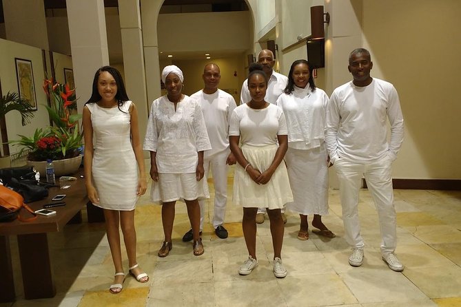 Bahia by Night: Dinner and Folkloric Show - Cultural Immersion