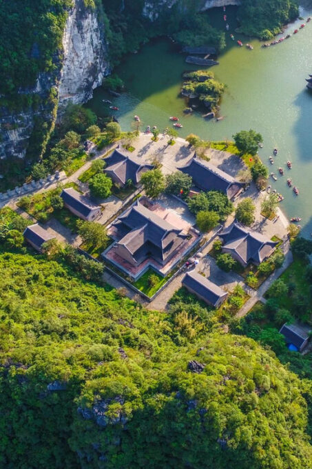 Bai Dinh, Trang An, Mua Cave, Buffet Lunch | Vietnam - Bai Dinh Temple