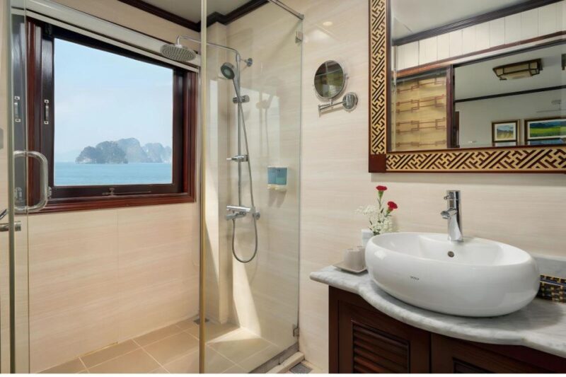 Bai Tu Long Bay 2D1N on Luxury Cruise - Onboard Experiences