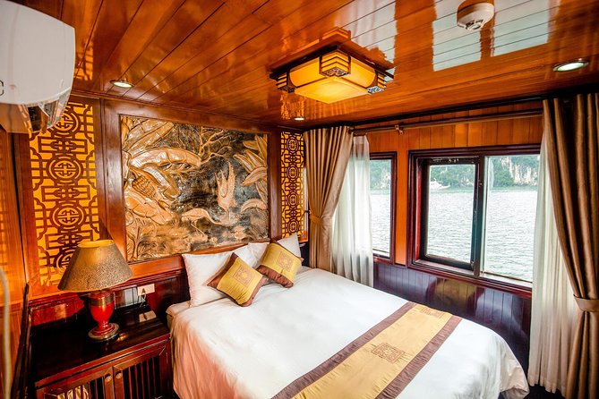 Bai Tu Long Bay Deluxe Cruise 2d/1n: Kayaking, Swimmig, Full Meals & Best Prices - Accessibility and Packing Recommendations