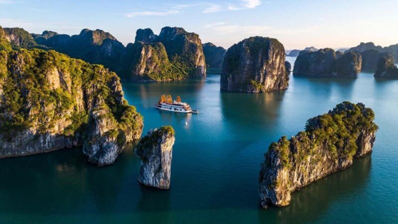 Bai Tu Long Bay Sail Away in 2D1N - Recreational Activities