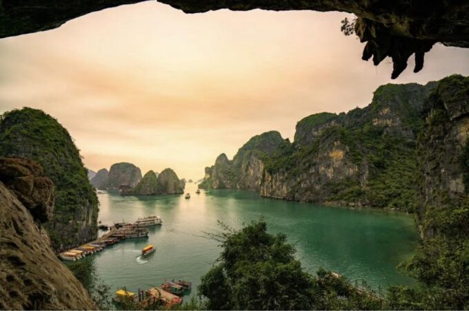 Bai Tu Long Bay Sail Away in 2D1N - Booking Information