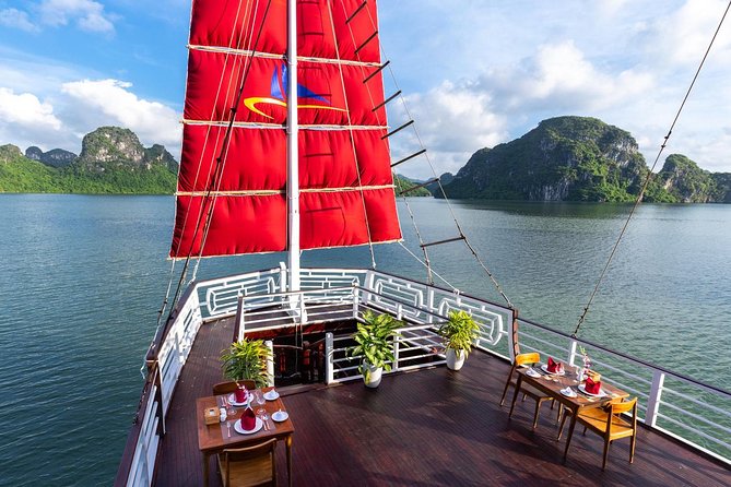 Bai Tu Long Luxury Day Cruise - Fishing Village, Kayak - Fishing Village Exploration