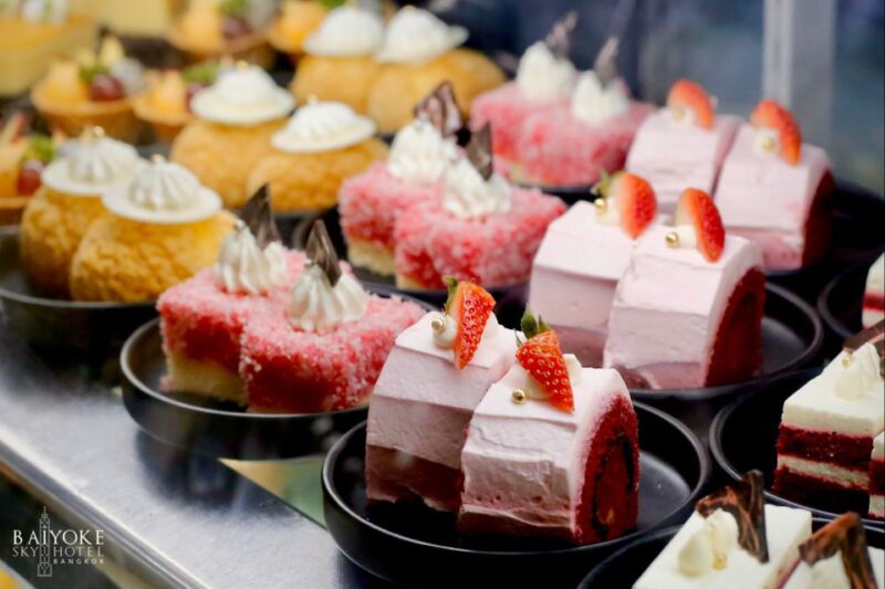 Baiyoke 82nd Floor Crystal Grill Buffet & Observation Deck - Dining Offerings