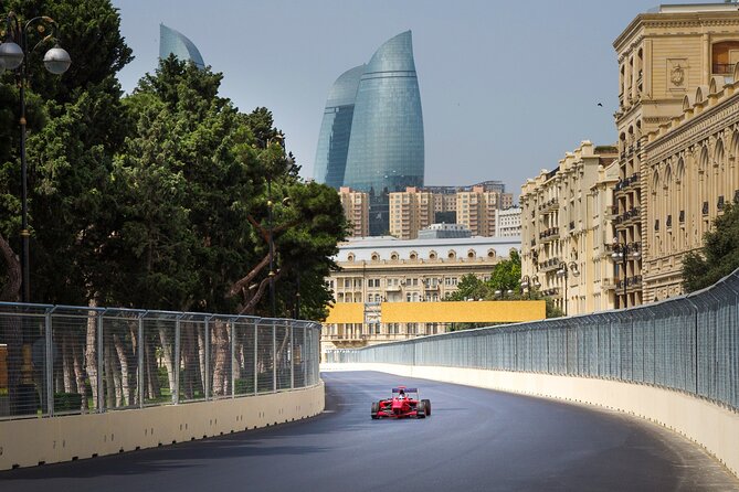 Baku City Group Tour - Accessibility and Pets