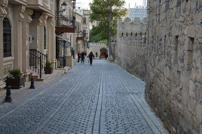 Baku Tour 3 Nights (4 Days) - Experiencing the Funicular Ride