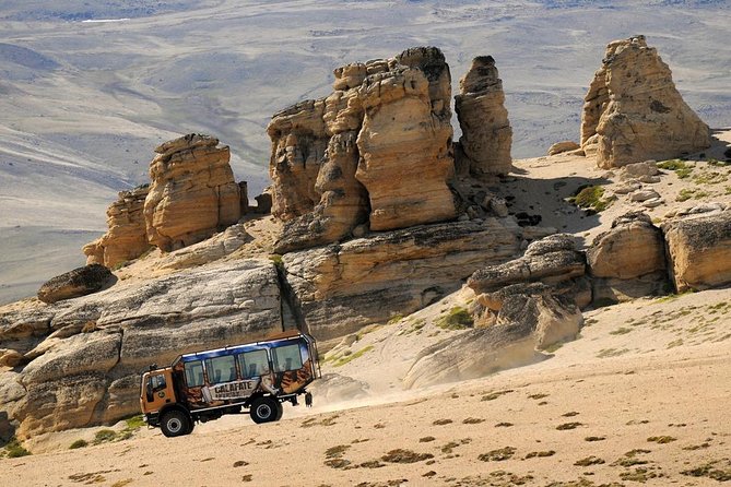 Balcones De El Calafate 4x4 - Patagonian Icefield Adventure