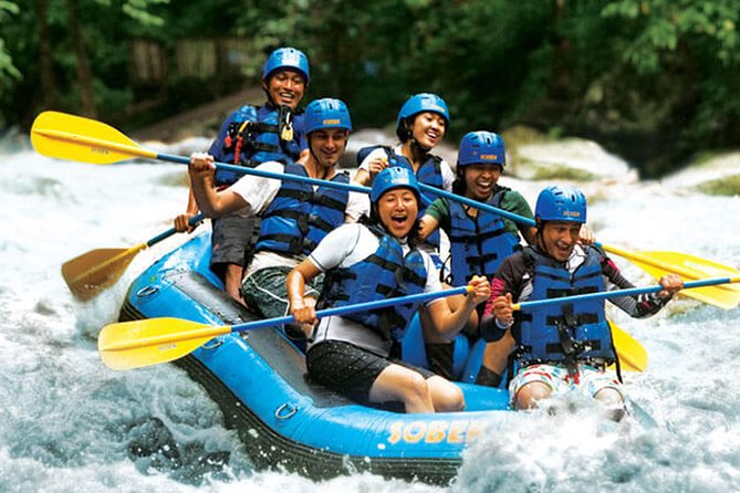 Bali 10 Kilometers Extreme Ayung River Rafting With Lunch - Meeting and Pickup Arrangements