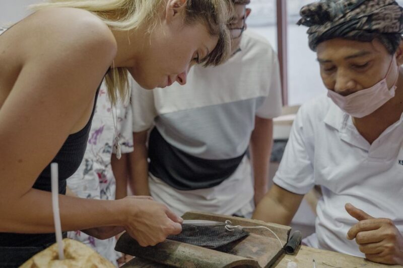 Bali: Authentic Balinese Silver Making Class - Spiritual Connection and Offerings