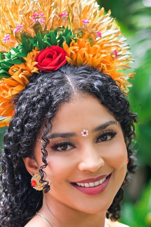 Bali: Balinese Costume in Your Resident With Photography - Accessory Exploration