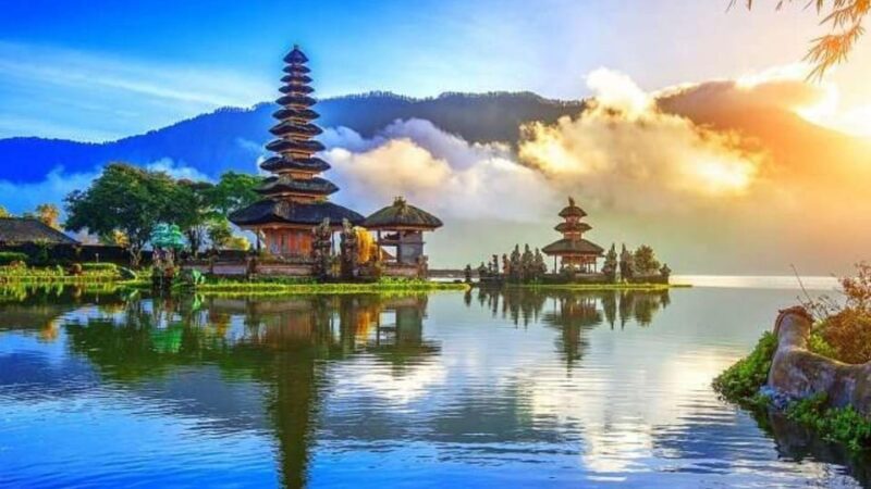 Bali: Banyumala Waterfall, Handara Gate, and Ulun Danu Tour - Highlights