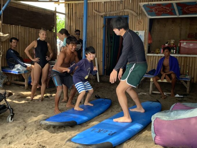 Bali: Beginner and Intermediate Surfing Lesson in Canggu - Pricing and Duration