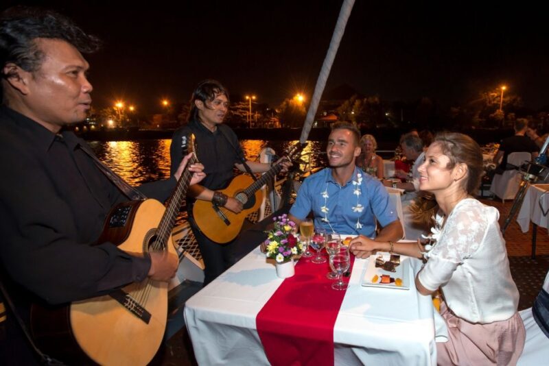Bali Benoa: 5-Course Romantic Dinner Cruise With Live Music - Participant Eligibility