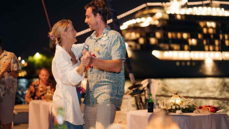 Bali/Benoa: 5-Course Romantic Evening Cruise With Live Music - An In-Depth Look at the Experience